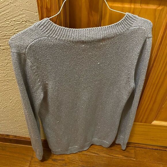 Michael Kors metallic silver v neck sweater size small - Picture 4 of 6